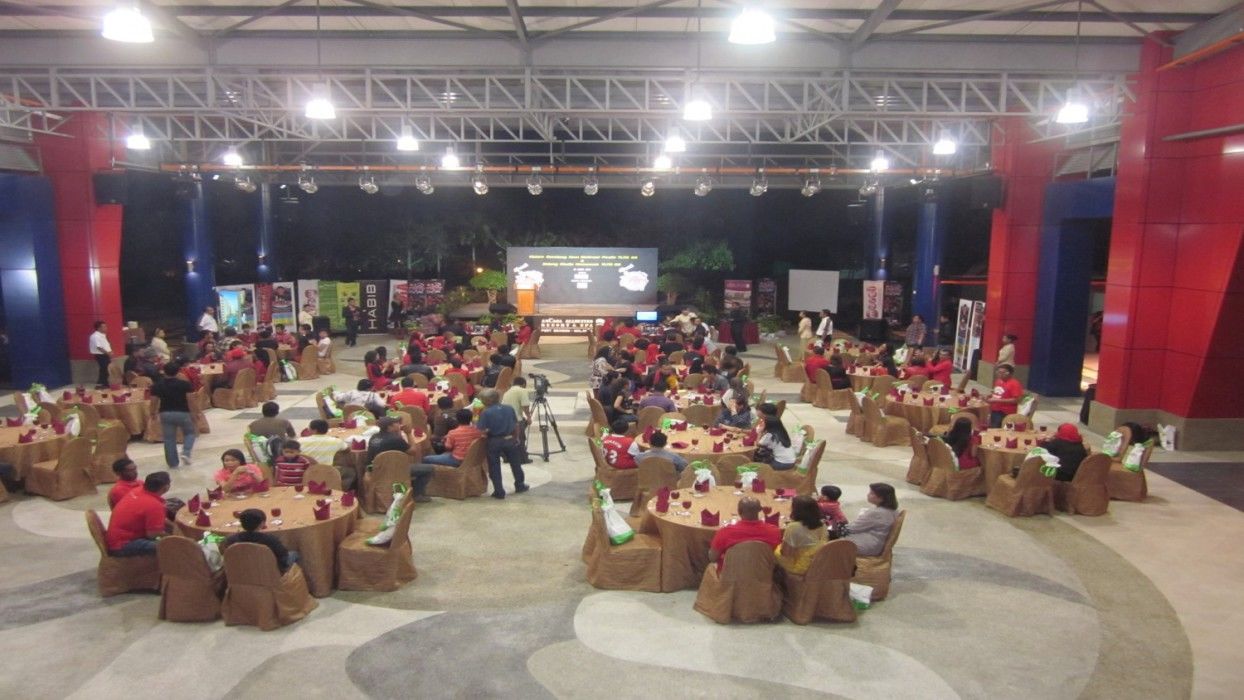 Aiman Batang Ai Resort & Retreat Lubok Antu Exteriör bild